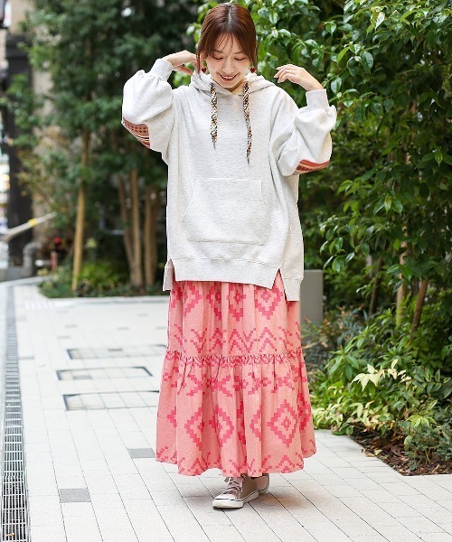 チチカカ（チチカカ）の「ナバホジャカードスカート（スカート・レディース・ブラウン/ピンク/アイボリー・FREE）」の6枚目の写真