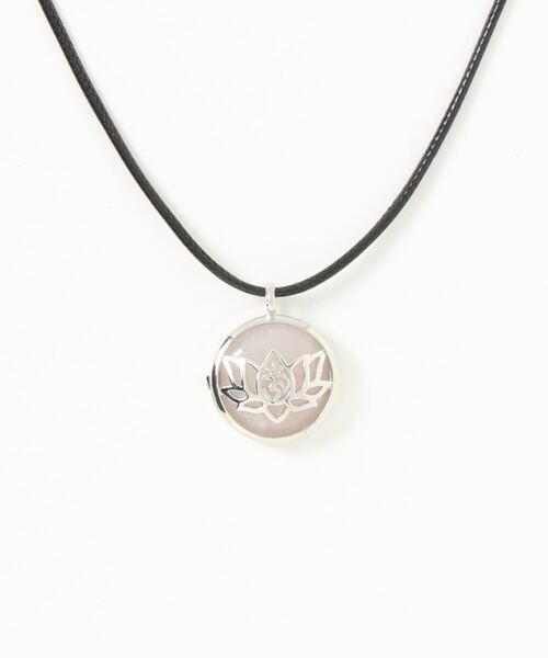 チャイハネ（チャイハネ）の「【チャイハネ】ロータスフレームネックレス（ネックレス・レディース・ブラウン/ホワイト系その他/ダークブルー/ライトピンク・FREE）」の4枚目の写真