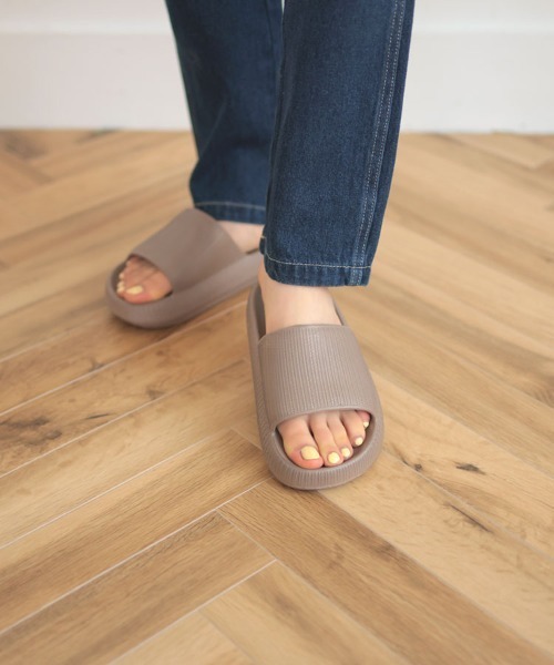 DONOBAN（ドノバン）の「ソフトEVAサンダル [E]（サンダル・レディース・マスタード/ブラック/ブラウン系その他/ホワイト系その他・M(23.0-23.5)/L(24.0-24.5)）」の3枚目の写真