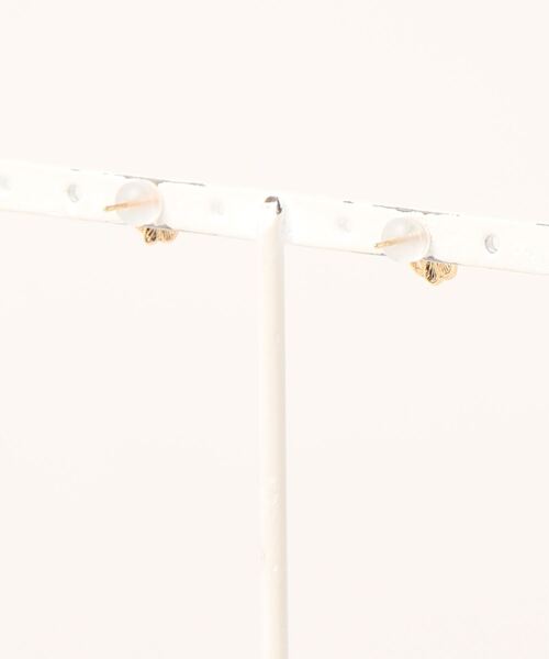 Fun & Daily（ファンアンドデイリー）の「ベリースモールローズピアス（ピアス（両耳用）・レディース・シルバー/ゴールド・FREE）」の3枚目の写真