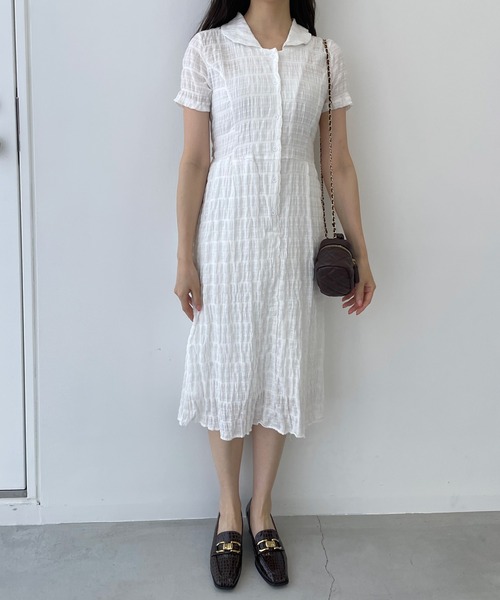 Lamoa(ラモア)の「Lamoa/シワ加工 襟付き シャツワンピース(ワンピース・レディース・ホワイト/ネイビー・FREE)」の21枚目の写真