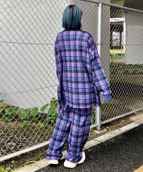 Candy Stripper（キャンディストリッパー）の「ANARCHY BEAR POLO トップス（ポロシャツ・レディース・グリーン/ブルー/イエロー・2）」の20枚目の写真