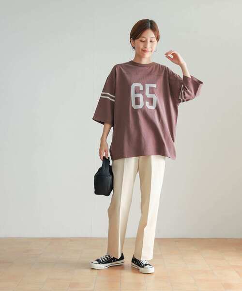 URBAN RESEARCH DOORS（アーバンリサーチドアーズ）の「コットンナンバリングTシャツ（Tシャツ/カットソー・レディース・チャコールグレー/ボルドー/オフホワイト・MEDIUM）」の16枚目の写真