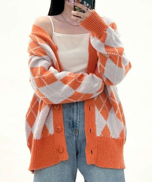 EPIMI E'PIMMY（エピミエピミー）の「〈ユニセックス〉バリエ起毛オーバーカーディガン（カーディガン/ボレロ・レディース・ブラック/ベージュ/ネイビー/オフホワイト/オリーブ/ピンク/オレンジ/ブルー/グリーン・MEDIUM）」の9枚目の写真