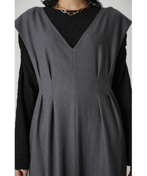 AZUL by moussy（アズールバイマウジー）の「WAIST TUCK ONEPIECE/ウエストタックワンピース（ワンピース・レディース・ブラック/カーキ/グレー・SMALL/MEDIUM）」の19枚目の写真