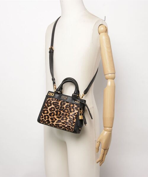 Guess（ゲス）の「KATEY Mini Satchel（ハンドバッグ・レディース・レオパード・ONE SIZE）」の16枚目の写真