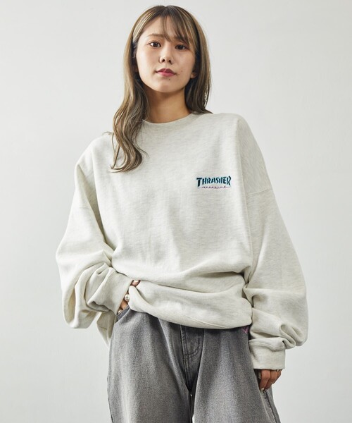 THRASHER（スラッシャー）の「【THRASHER/スラッシャー】別注フレイムロゴクルーネックスウェット/裏起毛/ユニセックス（スウェット・メンズ・ライトグレー/ブラック/ネイビー・SMALL/MEDIUM/LARGE）」の7枚目の写真