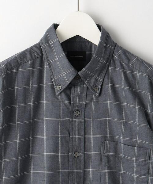 green label relaxing(グリーンレーベルリラクシング)の「ナチュラルフィット ビエラ ボタンダウン ウィンドウペーン シャツ OVLG(シャツ/ブラウス・メンズ・ホワイト/ベージュ/ネイビー/モカ・S/M/L/XL/XXL)」の13枚目の写真