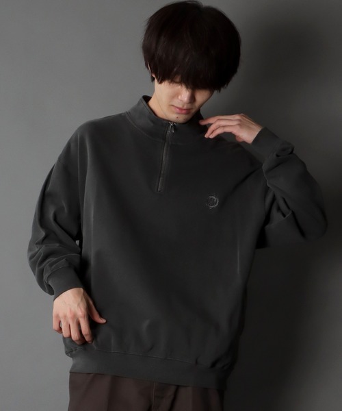 SITRY（シトリー）の「Big silhouette pigment half zip sweat shirt / ビッグシルエット ピグメント ハーフジップ スウェットシャツ（スウェット・メンズ・マスタード/チャコールグレー/アッシュグレー/ネイビー・M/L）」の6枚目の写真