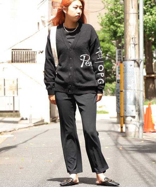 MUNSINGWEAR(マンシングウェア)の「Munsingwear/マンシングウェア BIGFITMessagecarddesign ニット Vネックカーディガン オーバーサイズ(カーディガン/ボレロ・メンズ・ブラック・XL/L/M)」の21枚目の写真