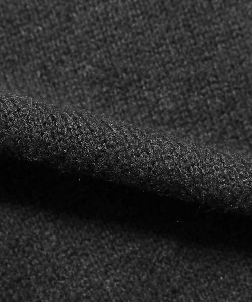MUNSINGWEAR(マンシングウェア)の「Munsingwear/マンシングウェア BIGFITMessagecarddesign ニット Vネックカーディガン オーバーサイズ(カーディガン/ボレロ・メンズ・ブラック・XL/L/M)」の10枚目の写真