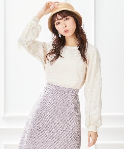 marun(マルン)の「<大きいサイズ> 刺しゅう袖リブカットソー marun(Tシャツ/カットソー・レディース・ホワイト系・5L/4L/LL/L/3L)」の18枚目の写真