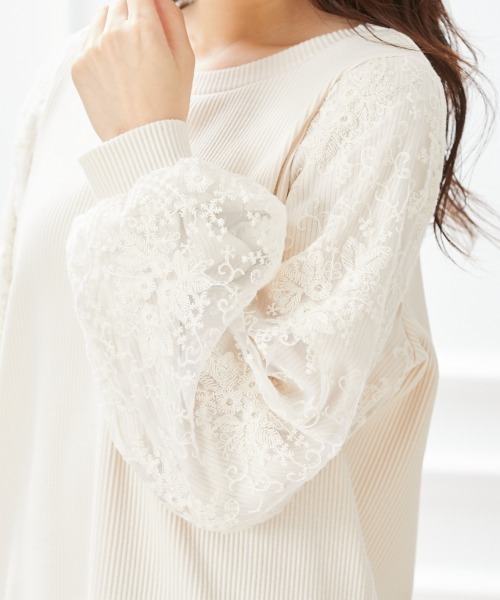 marun(マルン)の「<大きいサイズ> 刺しゅう袖リブカットソー marun(Tシャツ/カットソー・レディース・ホワイト系・5L/4L/LL/L/3L)」の10枚目の写真