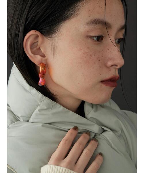 AMERICAN HOLIC（アメリカンホリック）の「【WEB限定】オーロラカラーアクリルピアス（ピアス（両耳用）・レディース・グリーン/オレンジ/ブルー/イエロー/クリア・FREE）」の15枚目の写真