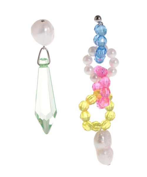 PAMEO POSE（パメオポーズ）の「Toy Beads Pierce（ピアス（両耳用）・レディース・マルチ/ホワイト・FREE）」の2枚目の写真