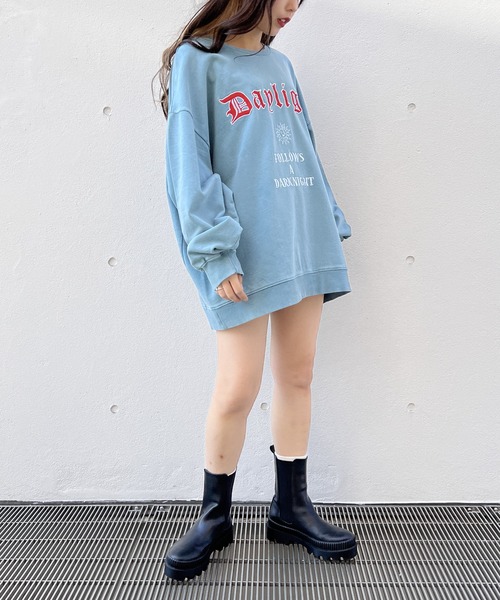 one way(ワンウェイ)の「DAYLIGHT刺繍ロゴオーバーサイズスウェットトレーナー(スウェット・レディース・ホワイト/パープル/ブルー/ブラック・FREE)」の11枚目の写真