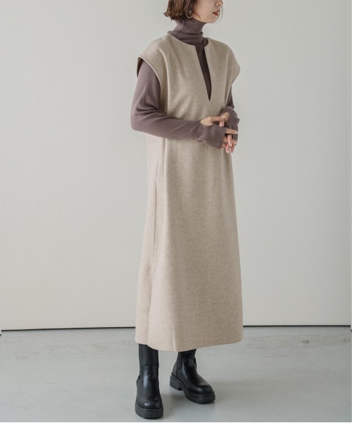 AMELY(エミリー)の「キーネック大人ワンピース(ワンピース・レディース・グリーン/ネイビー/ブラック/ベージュ系その他/ブラウン・フリー)」の10枚目の写真