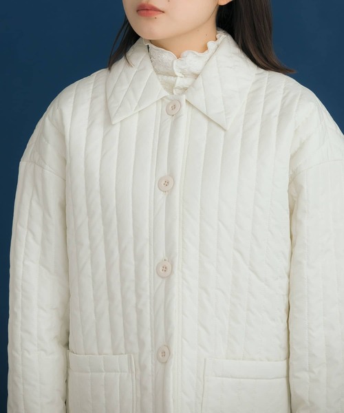 HEYUMM(ヘユム)の「キルティングショートジャケット(その他アウター・レディース・ブラック/アイボリー・ONE)」の9枚目の写真