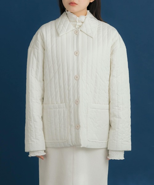 HEYUMM(ヘユム)の「キルティングショートジャケット(その他アウター・レディース・ブラック/アイボリー・ONE)」の20枚目の写真