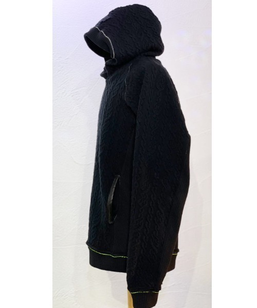 FranCisT_MOR.K.S.(フランシストモークス)の「FranCisT_MOR.K.S./フランシスト モークス/CABLE x BOUCLE RIB HOODIE(パーカー・メンズ・ホワイト/ブラック・2/4/3)」の3枚目の写真