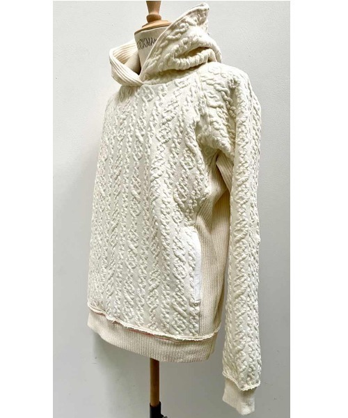 FranCisT_MOR.K.S.(フランシストモークス)の「FranCisT_MOR.K.S./フランシスト モークス/CABLE x BOUCLE RIB HOODIE(パーカー・メンズ・ホワイト/ブラック・2/4/3)」の13枚目の写真