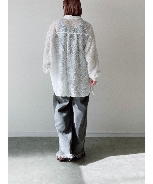 Yucca(ユッカ)の「裾フリンジデニムワイドパンツ(MEKKE 低身長向け)(デニムパンツ・レディース・ブラック/ブルー・X-SMALL/SMALL/MEDIUM)」の15枚目の写真