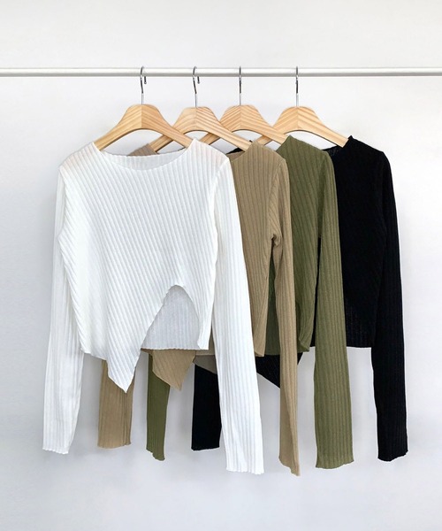 me+em select(ミームセレクト)の「※※カットアウトショートメローリブトップス【 韓国製 】(Tシャツ/カットソー・レディース・カーキ/ブラック/アイボリー/ベージュ・FREE)」の3枚目の写真