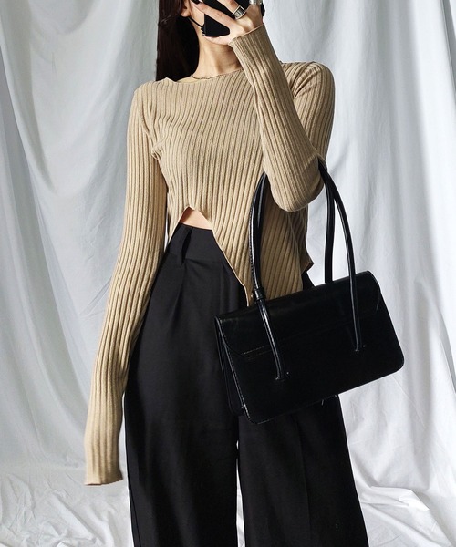 me+em select(ミームセレクト)の「※※カットアウトショートメローリブトップス【 韓国製 】(Tシャツ/カットソー・レディース・カーキ/ブラック/アイボリー/ベージュ・FREE)」の21枚目の写真