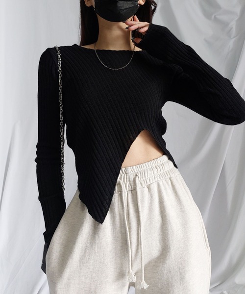 me+em select(ミームセレクト)の「※※カットアウトショートメローリブトップス【 韓国製 】(Tシャツ/カットソー・レディース・カーキ/ブラック/アイボリー/ベージュ・FREE)」の12枚目の写真