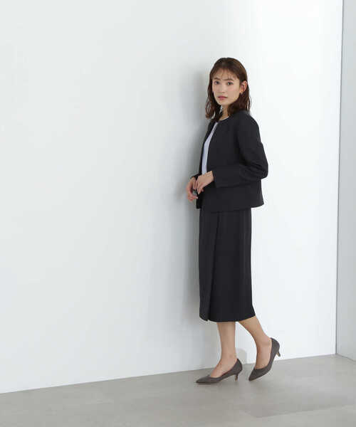 NATURAL BEAUTY BASIC(ナチュラルビューティーベーシック)の「<シャークスキンセットアップシリーズ>ノーカラージャケット(ノーカラージャケット・レディース・ネイビー/グレー・SMALL/MEDIUM)」の21枚目の写真