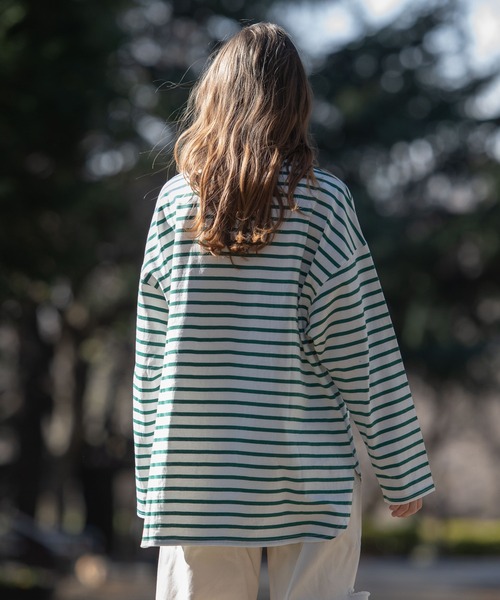 OUTDOOR PRODUCTS APPAREL（アウトドアプロダクツアパレル）の「ルーズシルエット　ボーダーロングTシャツ（Tシャツ/カットソー・レディース・ピンク/グリーン/ブラック/ブルー・MEDIUM）」の20枚目の写真