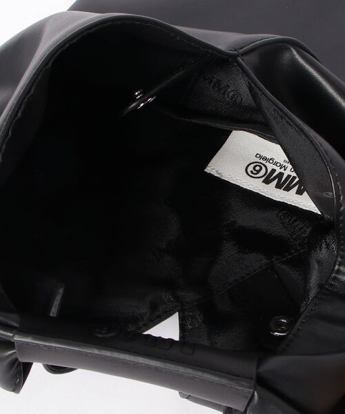 MM6 Maison Margiela（ｴﾑｴﾑｼｯｸｽ ﾒｿﾞﾝ ﾏﾙｼﾞｪﾗ）の「MM6 SMALL JAPANESE HANDBAG（ハンドバッグ・レディース・ブラック・FREE）」の4枚目の写真
