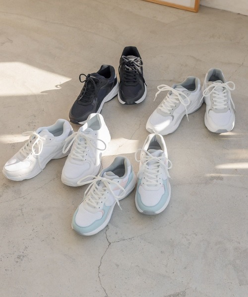 repipi armario（レピピ アルマリオ）の「アーバンライトスニーカー（スニーカー・キッズ・ホワイト×グレー/マルチ/ブラック/ホワイト/ホワイト系2/その他7/ライトグレー・SMALL/MEDIUM/LARGE）」の8枚目の写真