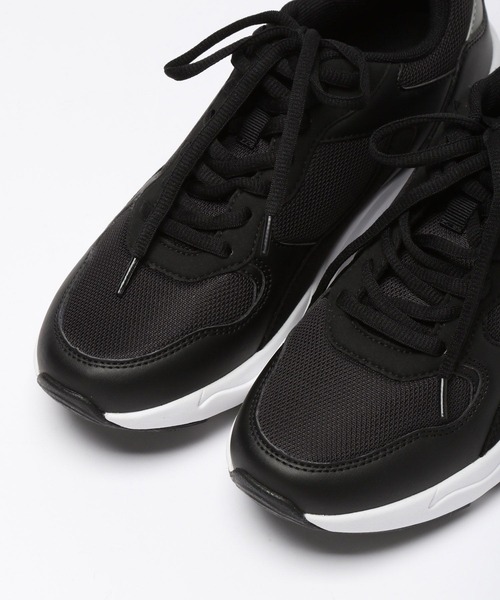 repipi armario（レピピ アルマリオ）の「アーバンライトスニーカー（スニーカー・キッズ・ホワイト×グレー/マルチ/ブラック/ホワイト/ホワイト系2/その他7/ライトグレー・SMALL/MEDIUM/LARGE）」の17枚目の写真