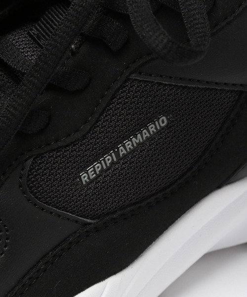 repipi armario（レピピ アルマリオ）の「アーバンライトスニーカー（スニーカー・キッズ・ホワイト×グレー/マルチ/ブラック/ホワイト/ホワイト系2/その他7/ライトグレー・SMALL/MEDIUM/LARGE）」の18枚目の写真