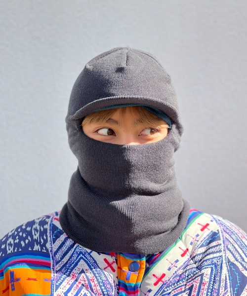 HLNA（エイチエルエヌエー）の「【Chi-bee】REVERSIBLE BALACLAVA（ニットキャップ/ビーニー・メンズ・ブラック/ブルー/ピンク・FREE）」の2枚目の写真