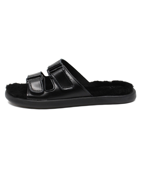 UGG(アグ)の「UGGサンダル McCarty/205-UGG-1006874(サンダル・レディース・ホワイト/ブラック・6/5/7)」の3枚目の写真