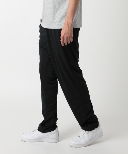 ZOZOTOWN の人気パンツ4点セット moment+ スラックス パンツ 「累計販売枚数4万枚突破！」カット