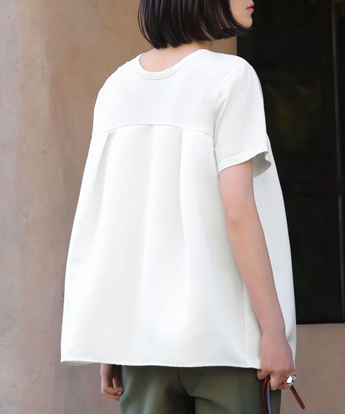 ELFRANK（エルフランク）の「【2WAY 着回しを楽しめる】サテンドッキングカットソー【洗える】（Tシャツ/カットソー・レディース・オフホワイト/ブラック・FREE）」の13枚目の写真