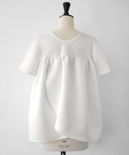 ELFRANK（エルフランク）の「【2WAY 着回しを楽しめる】サテンドッキングカットソー【洗える】（Tシャツ/カットソー・レディース・オフホワイト/ブラック・FREE）」の17枚目の写真