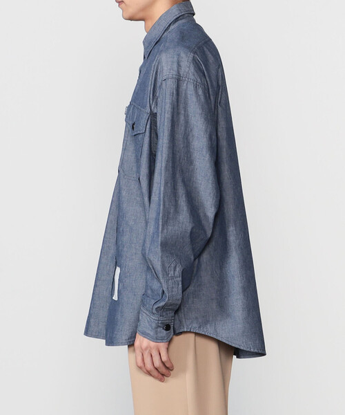 ORCIVAL（オーシバル）の「ORCIVAL | コットンシャンブレー ロングスリーブシャツ MEN（シャツ/ブラウス・メンズ・サックスブルー/ブルー・4/5）」の11枚目の写真