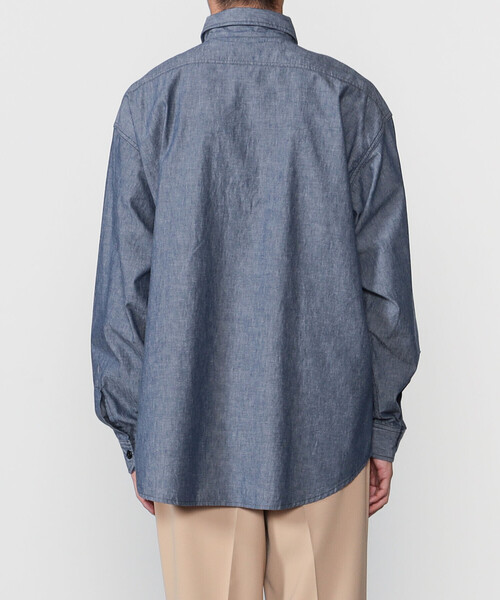 ORCIVAL（オーシバル）の「ORCIVAL | コットンシャンブレー ロングスリーブシャツ MEN（シャツ/ブラウス・メンズ・サックスブルー/ブルー・4/5）」の12枚目の写真