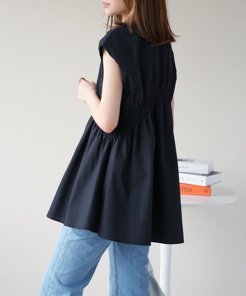 IAMUSE(アイアミューズ)の「シャーリングチュニックシャツ S0972【IAMUSE】(シャツ/ブラウス・レディース・オフホワイト/ブラック・FREE)」の12枚目の写真