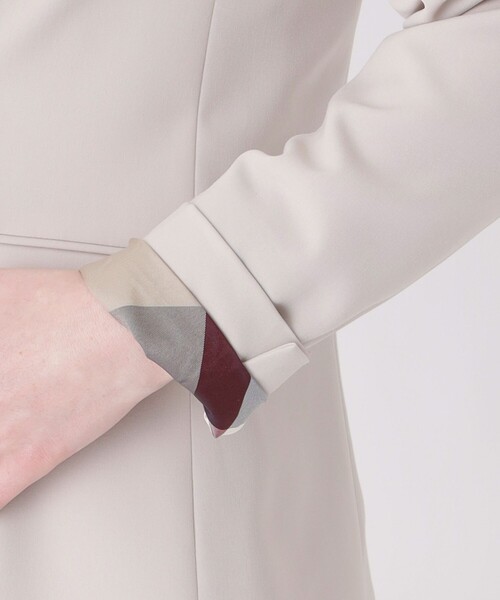 BLUE LABEL CRESTBRIDGE（ブルーレーベルクレストブリッジ）の