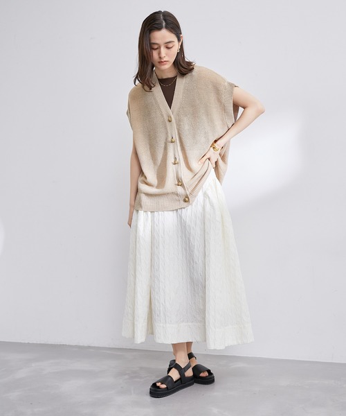 ROPE'（ロペ）の「リネン畦ニットベスト（ベスト・レディース・ベージュ/ネイビー・38）」の14枚目の写真