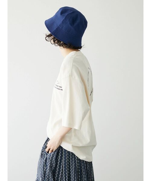 CRAFT STANDARD BOUTIQUE(クラフトスタンダードブティック)の「LETTER TEE(Tシャツ/カットソー・レディース・アイボリー/チャコールグレー/オフホワイト・M/L/XL)」の5枚目の写真