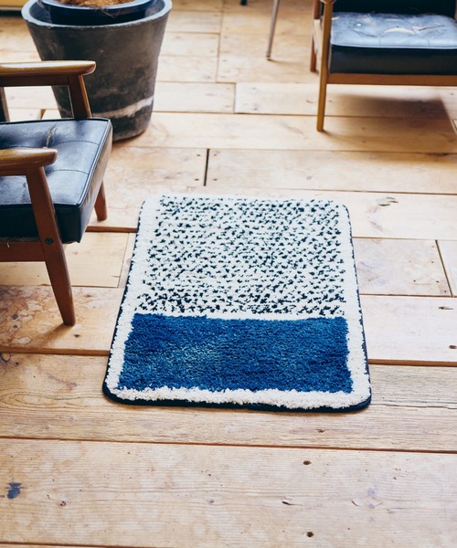 Opt!（オプト）の「〈Opt!/オプト〉Floor Mat/フロアマット（ラグ/マット・レディース・ホワイト/ブラック/レッド/イエロー/ネイビー/ブルー・ONE SIZE）」の3枚目の写真