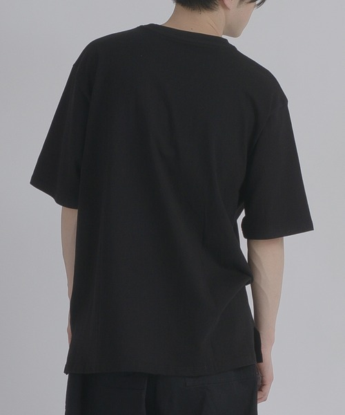 RE730(アールイーセブンサーティー)の「RE730 なみおくんグミプリント半袖Tしゃつ(Tシャツ/カットソー・メンズ・ブラック・MEDIUM/LARGE)」の8枚目の写真