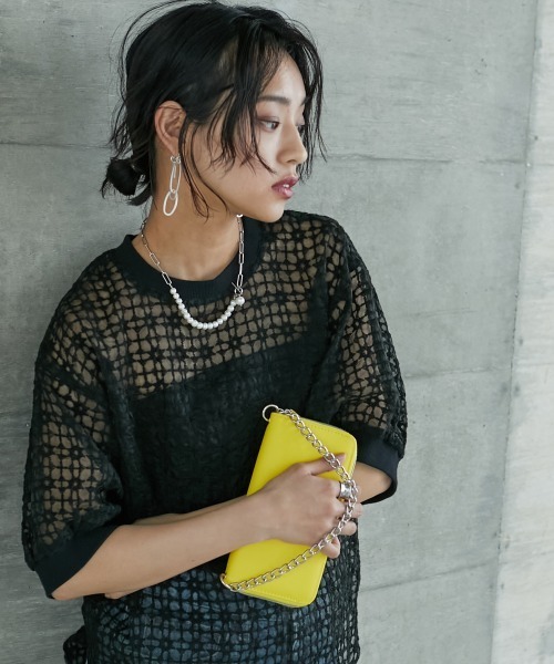 GEVS.(ジェイヴィス)の「<大きいサイズ> シアー刺しゅうブラウス GEVS.(シャツ/ブラウス・レディース・ブラック/ベージュ・4L/LL/L/3L/5L)」の13枚目の写真