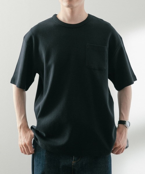 ITEMS URBANRESEARCH(アイテムズ アーバンリサーチ)の「度詰めワッフル クルーネックTシャツ(Tシャツ/カットソー・メンズ・ブラック/ホワイト/ブルー/ブラウン・MEDIUM/LARGE)」の11枚目の写真